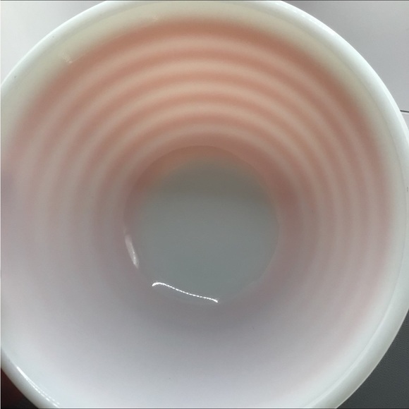 PYREX ANTIQUE RAINBOW STRIPES (PINK) 401 Mixing Bowl Circa 1965 Quantity: 1 - Picture 12 of 12